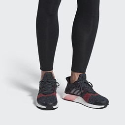 Adidas Ultraboost ST Férfi Futócipő - Fekete [D93326]